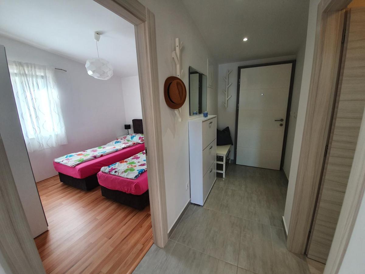 Comfortable Family Apt Iris 20M From Beach In Mandre Luaran gambar