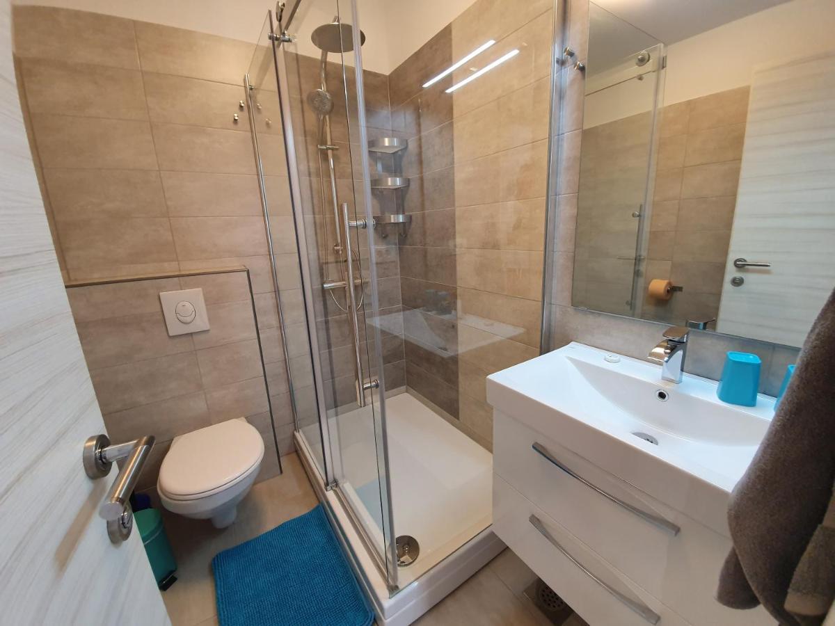 Comfortable Family Apt Iris 20M From Beach In Mandre Luaran gambar