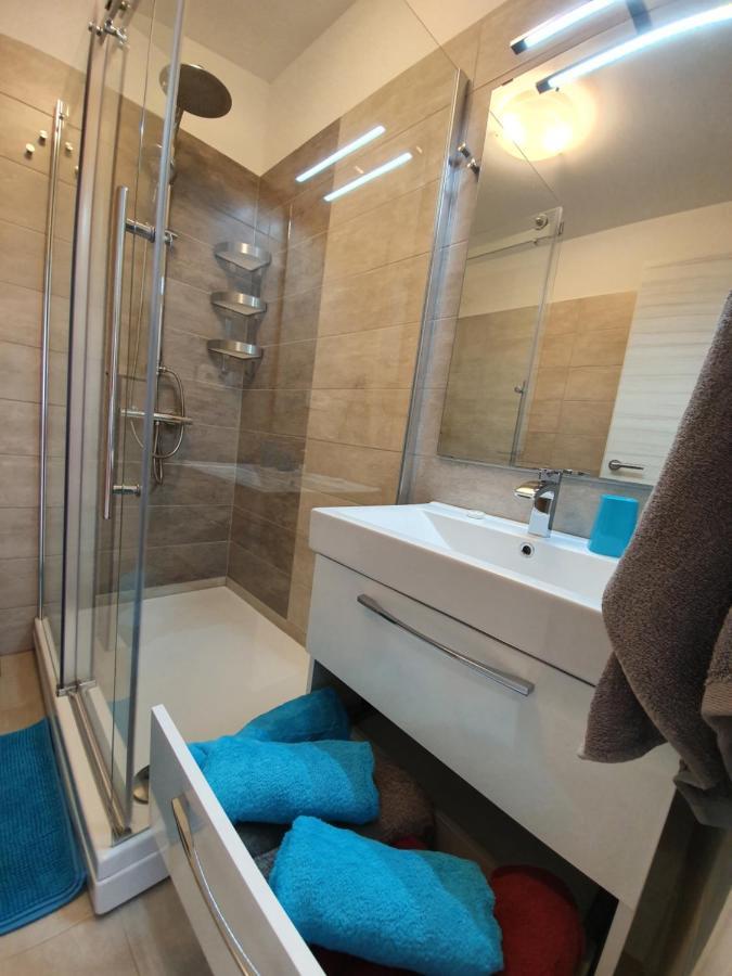 Comfortable Family Apt Iris 20M From Beach In Mandre Luaran gambar